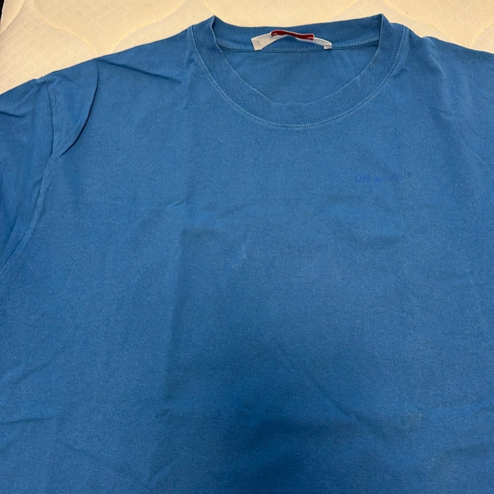 Off white t shirt
